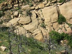 Hand and foothoolds in the center of the picture