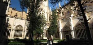 cloister_cropped_small Cloister of the Catedral de Nuestra Señora de la Ascencion y Santa Frutos