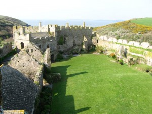 img_2886 Manorbier Castle, overlooking the courtyard